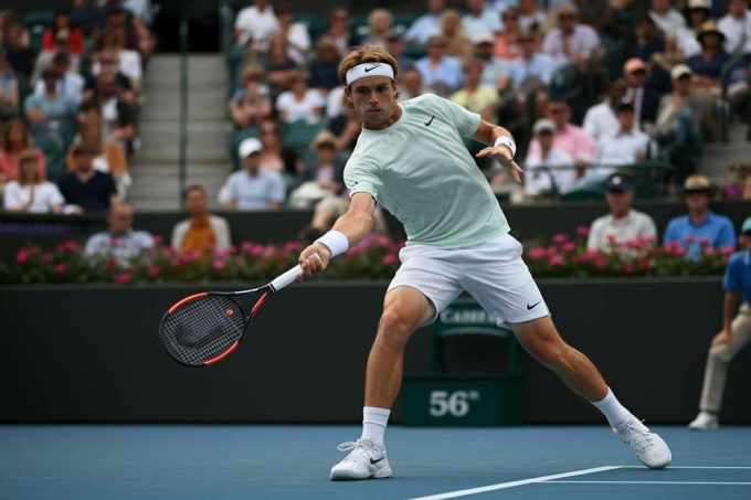 Sinner conquista la finale degli Us Open superando Auger-Aliassime