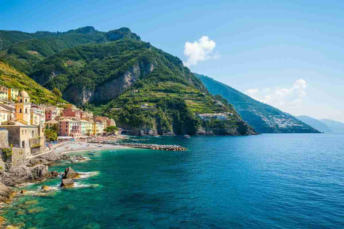 Turismo in forte crescita: +4,7% di presenze nel secondo trimestre del 2025 secondo Istat