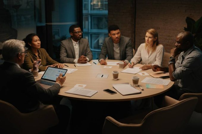 Urso: il 23° tavolo su Yoox e la questione dei licenziamenti inaccettabili