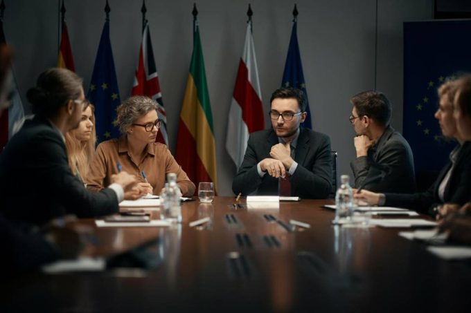 Von der Leyen: l'Europa deve prendere in mano la propria sicurezza