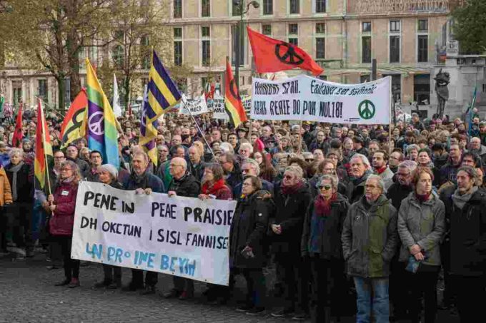 300mila persone in corteo a Roma per Gaza e Flotilla: la mobilitazione di Usb-Cgil