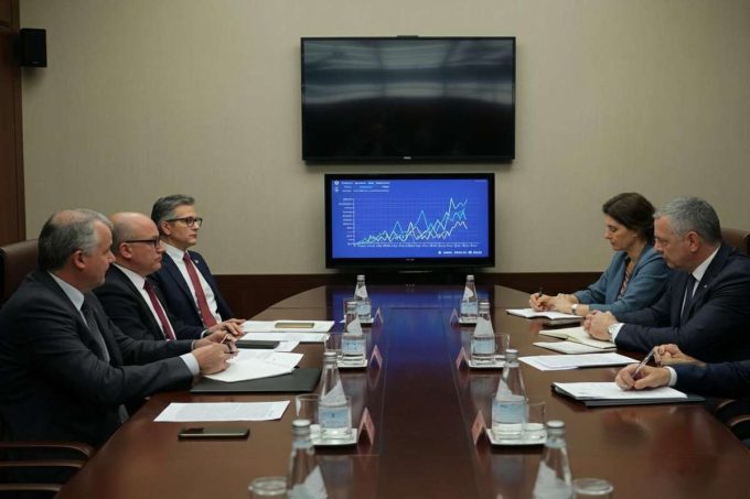 Appendino lascia il ruolo di vicepresidente M5s: cosa significa per il futuro del movimento?