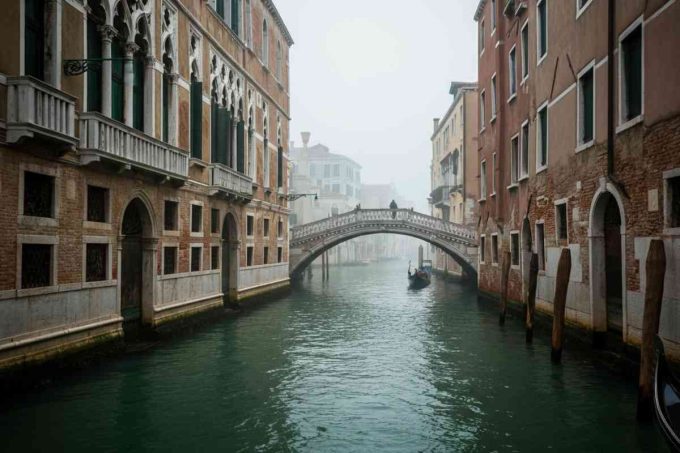 Il mistero del 33enne trovato senza vita nel Canal Grande: cosa è successo prima del tuffo?