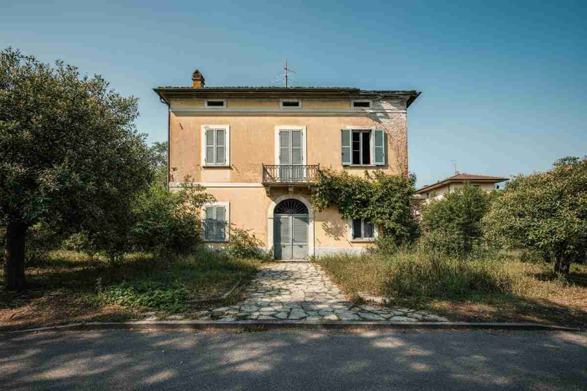 Il mistero della villa di Garlasco: la casa di Alberto Stasi rimane nelle mani di mamma Elisabetta