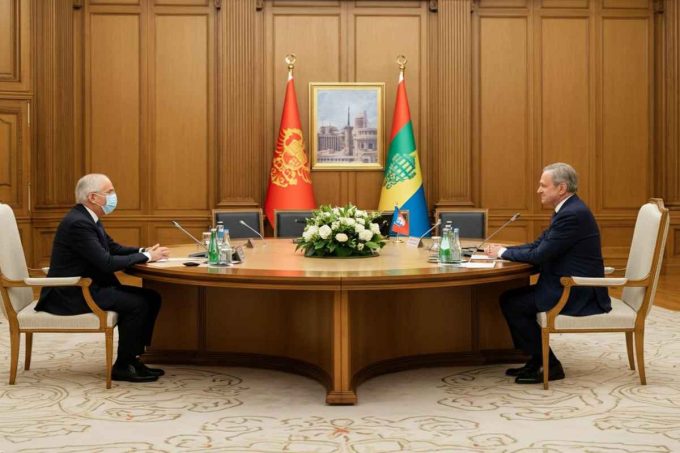 Incontro lampo tra Trump e Xi: cosa è successo in meno di due ore?