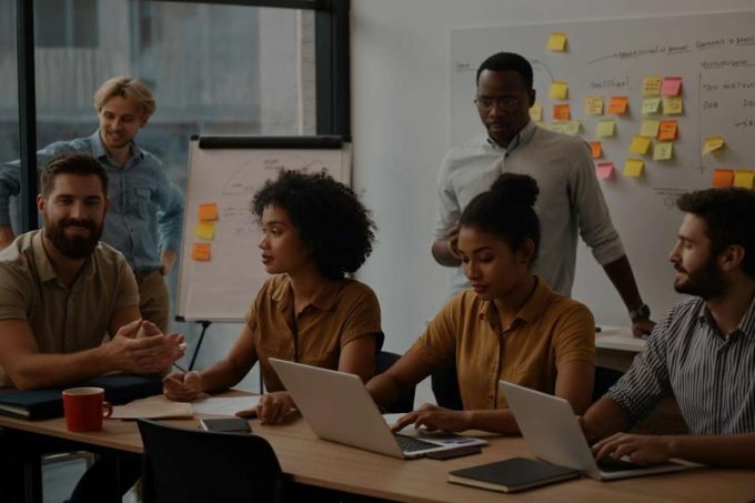 Nicastro presenta 'C'è posto per te': nuove opportunità per il lavoro in Italia