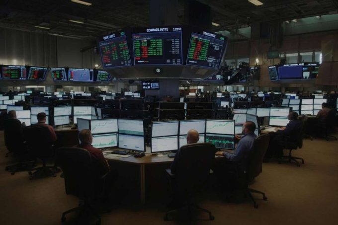 Prezzo del petrolio in risalita: Wti raggiunge i 60,32 dollari