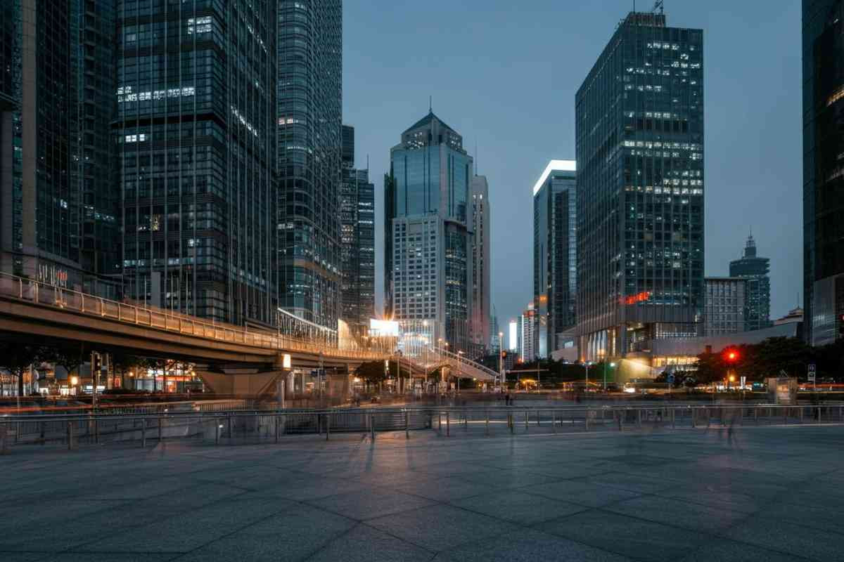 Tokyo tocca livelli record, l'Europa si prepara a un rialzo sorprendente