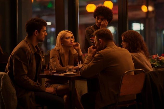 Tradimenti e colpi di scena: la sorprendente storia di un amore a poker