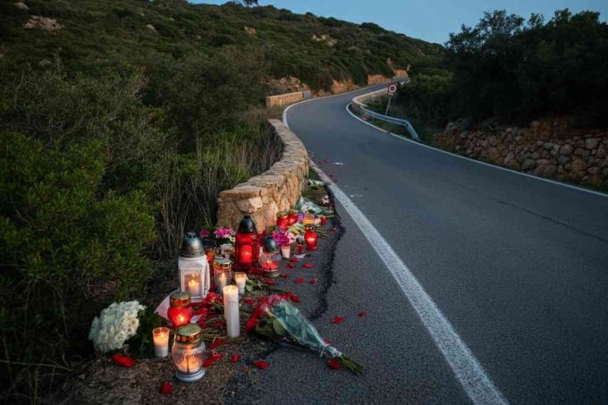 Tragedia in autostrada: padre vigile del fuoco tenta di salvare il figlio dopo la caduta da un ponte