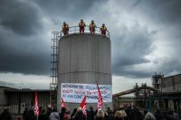 Eurallumina: gli operai in attesa di notizie cruciali da Calderone