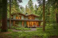 Famiglia nel bosco: la lotta per il benessere dei bambini continua