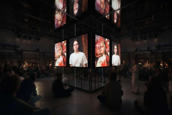 Pluribus Multimedia Fest a Napoli: un evento imperdibile con il presidente Stanley Isaacs