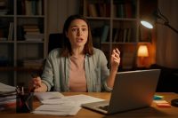 Valeria Fonte risponde alle accuse: Guardare nel telefono è come guardare nelle mutande