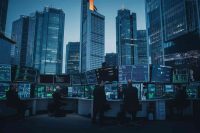 Borsa europea in crescita: attesa per la Bce e calo dei titoli di Stato