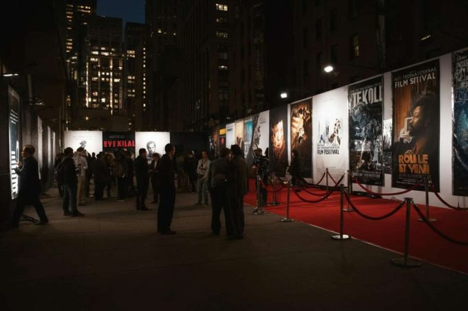 Costabile: la storia ispiratrice di una donna pioniera dopo Familia