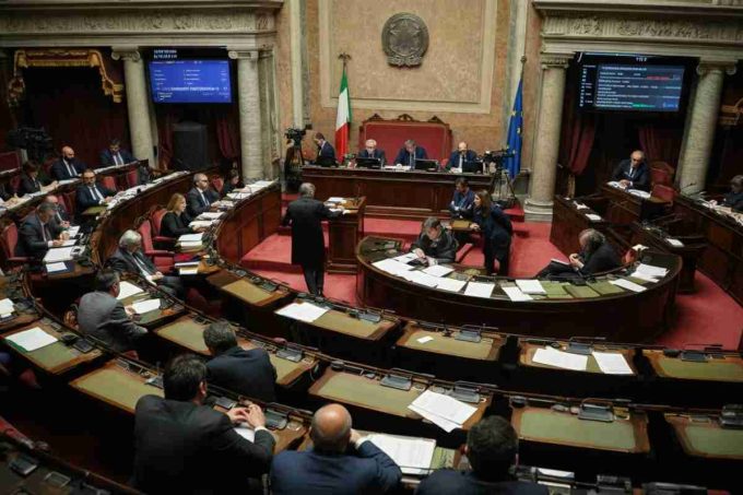 Manovra 2024: novità sui fondi pensione e sconti sui contratti