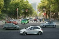 Merz propone di mantenere la registrazione delle auto ibride oltre il 2035