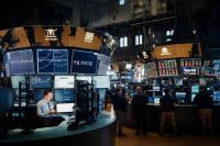 Milano in festa: Generali brilla con un +2,2% in Borsa