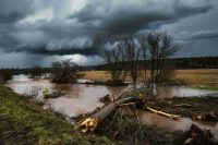Natale a rischio: temporali e fiumi in piena in Lazio ed Emilia Romagna