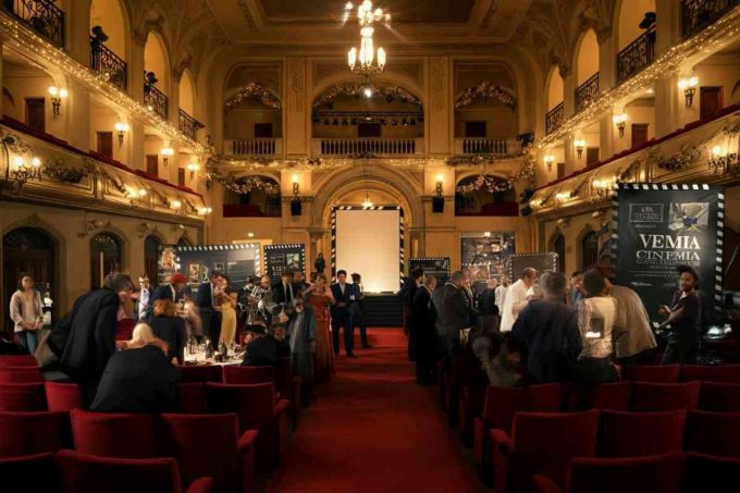 SorrentoFFF celebra l'eccellenza: premiati Gary Stretch, Mbengue e Calopresti