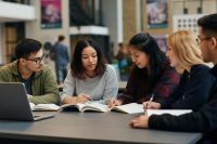 Bernini: la riforma della Medicina è un successo, ma la Fisica solleva preoccupazioni