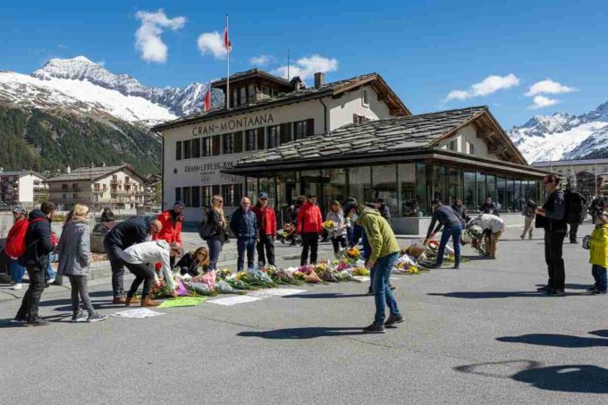 Crans-Montana: un sostegno di 10mila franchi per le famiglie colpite dalla tragedia