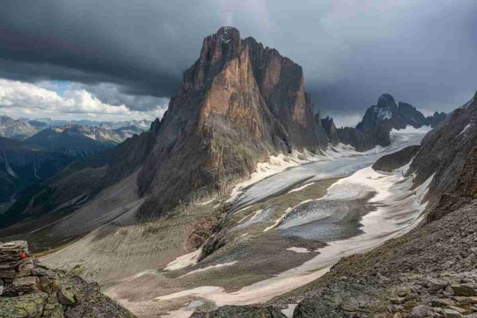 Il viaggio epico di Vicari: dietro le quinte di 'Bianco' e l'impresa del Frêney