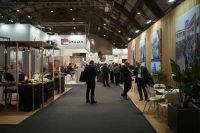 Napoleone: Fiere centrali per raggiungere l'obiettivo di 700 miliardi nell'export