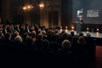 Panahi avverte: in Iran è tempo di sangue, il mondo deve reagire alla violenza