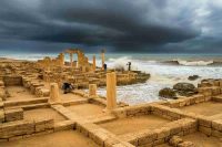 Scoperte sorprendenti: antiche vestigia emergono sulle coste di Nabeul in Tunisia