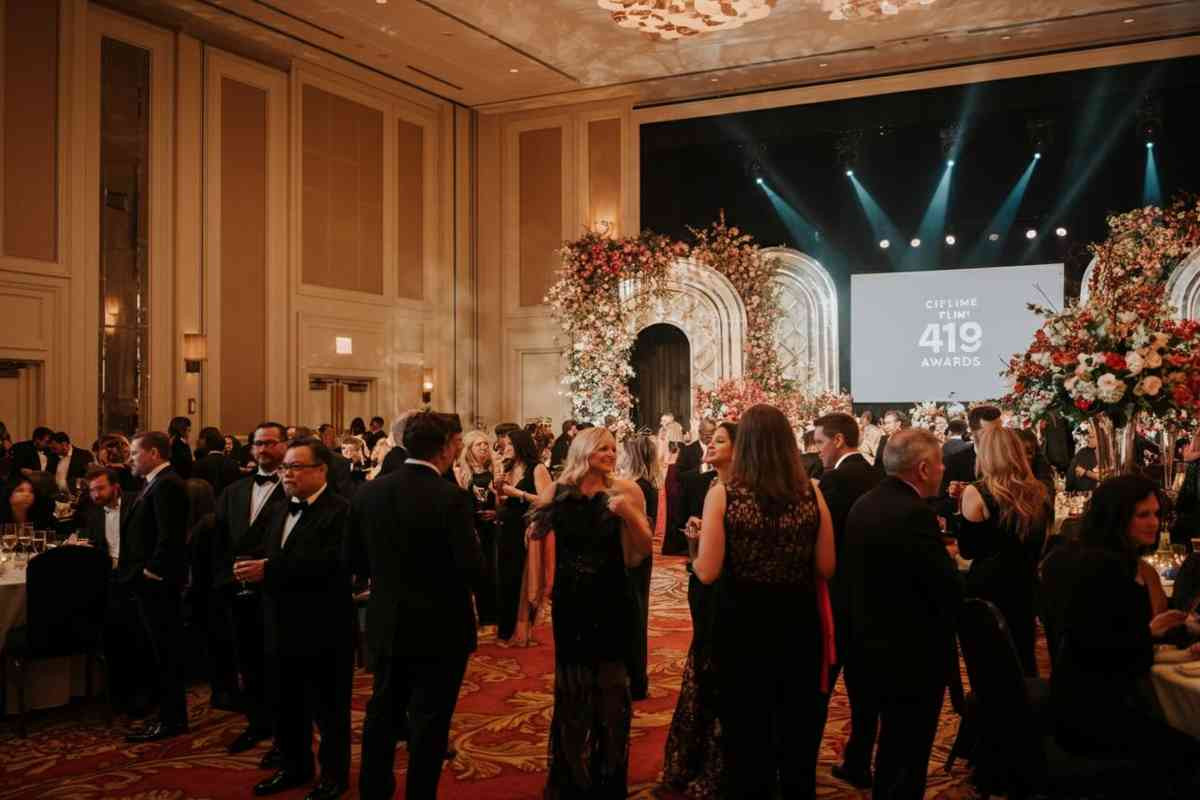 Star-studded anticipation: Sarah Jessica Parker and Helen Mirren shine before the Golden Globes