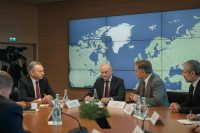 Starmer difende Trump: 'un alleato prezioso, non una minaccia'