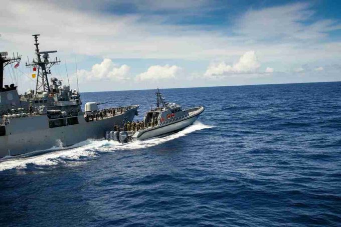 Usa: distruzione di un'imponente barca dei narcos nel Pacifico orientale, due vittime nel raid