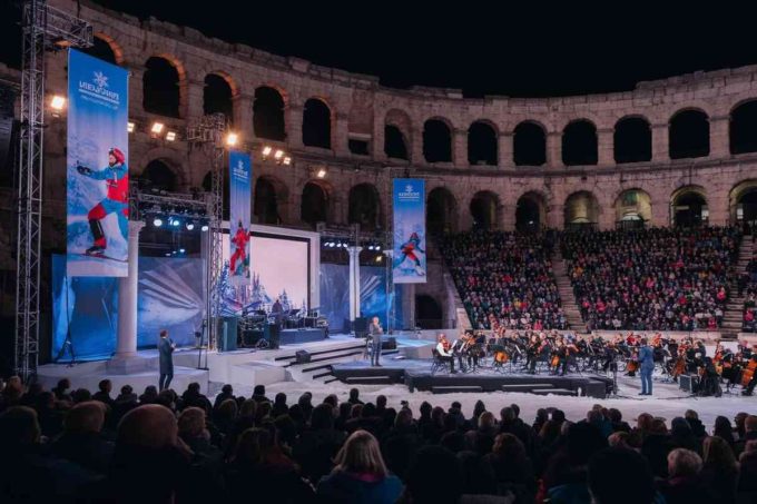 Auro Bulbarelli torna in scena: chi lo affiancherà nella cerimonia di chiusura delle Olimpiadi?