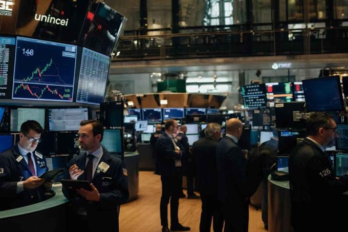 Borsa europea in calo: Londra segna un -0,47% all'apertura
