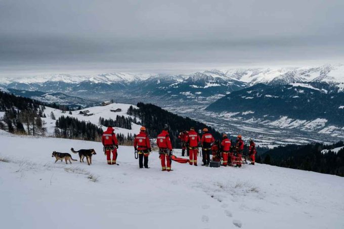 Caccia a Luciano Capasso: la madre offre 10mila euro per il suo ritrovamento tra le montagne svizzere