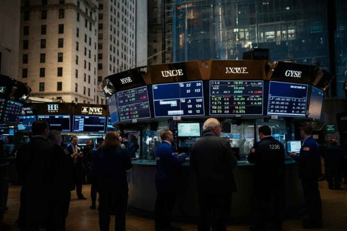 Il Dow Jones sfonda il traguardo storico dei 50.000 punti