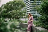 Madri in ritardo: oltre il 20% delle donne affronta l'ansia durante la gravidanza