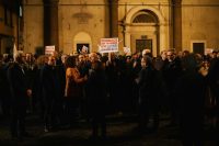 Meloni tra Trump e gli italiani: quale sarà la sua scelta?