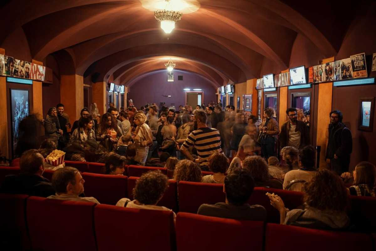 Muccino conquista il box office: Zalone sfiora i 75 milioni